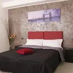 La & 3* בולוניה