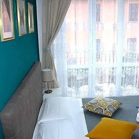 La & 3* Bolonia