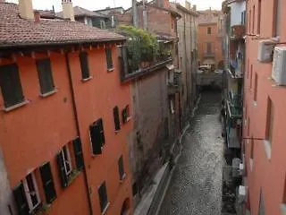 La & Bologna